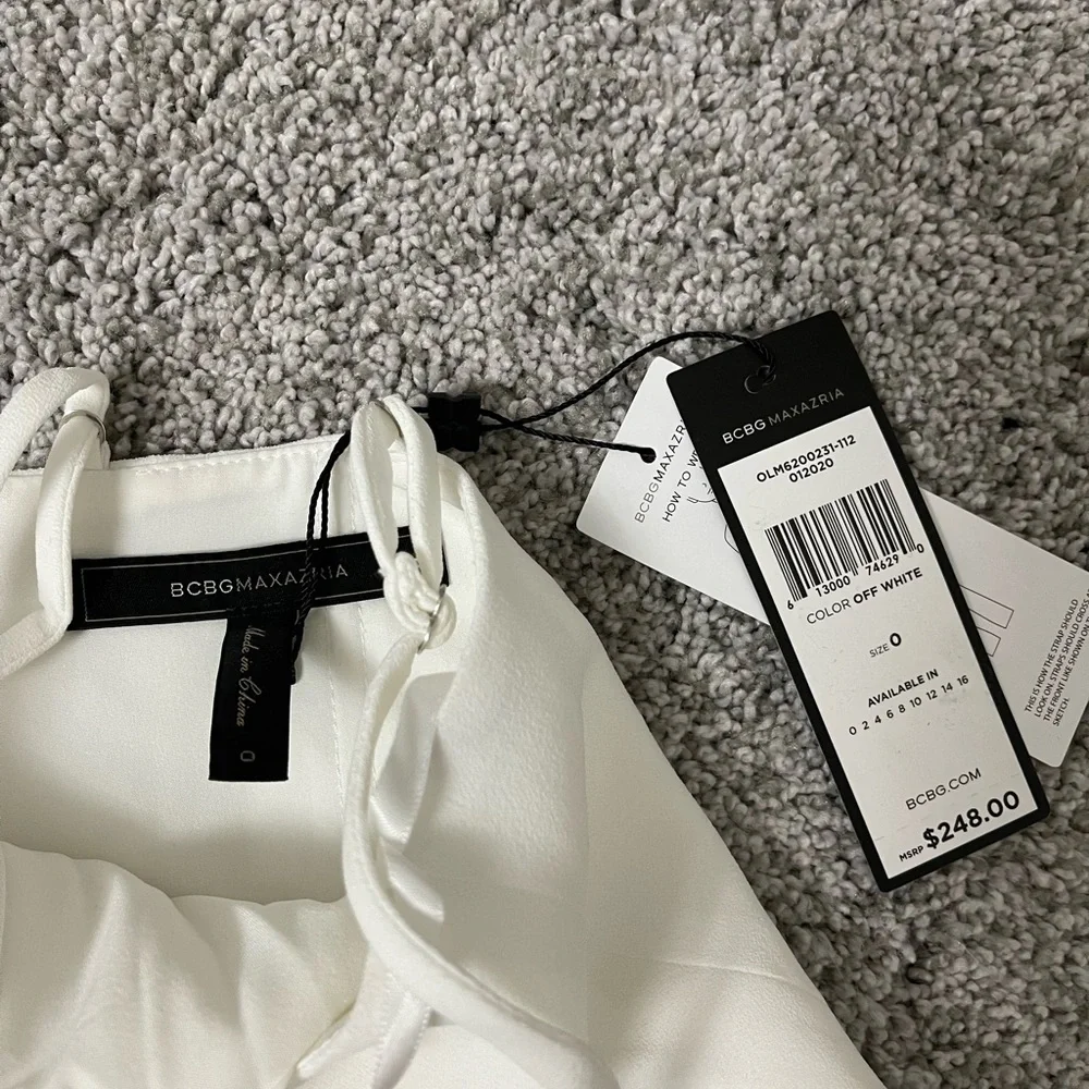 BCBG MaxAzria white asymmetrical cocktail dress - Picture 4 of 7